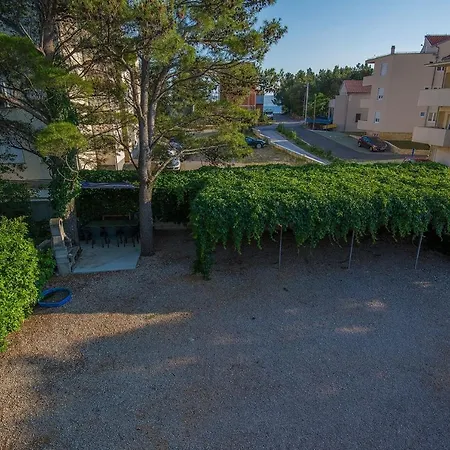 Appartement 17772d Starigrad Paklenica